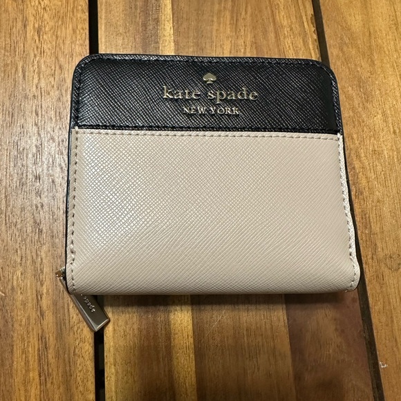 kate spade Handbags - Kate Spade Black and Tan Staci Wallet